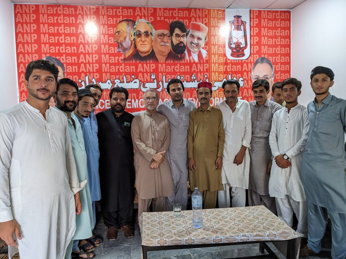 Your__Hubby0's tweet photo. *اور جب ہم کھیل پلٹے گے پورا شہر دیکھے گا👑😈*
#ANPMARDAN #SMTTEAM https://t.co/hXrc7wCGHw