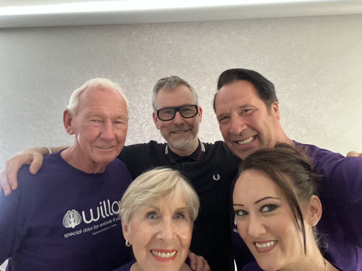 Great photo shoot with my mates @BobWilsonBWSC @Meg5W and my wife @FrankieSk8 for the brilliant @Willow_Fdn Thanks @robertwilson9 for making us all look good!