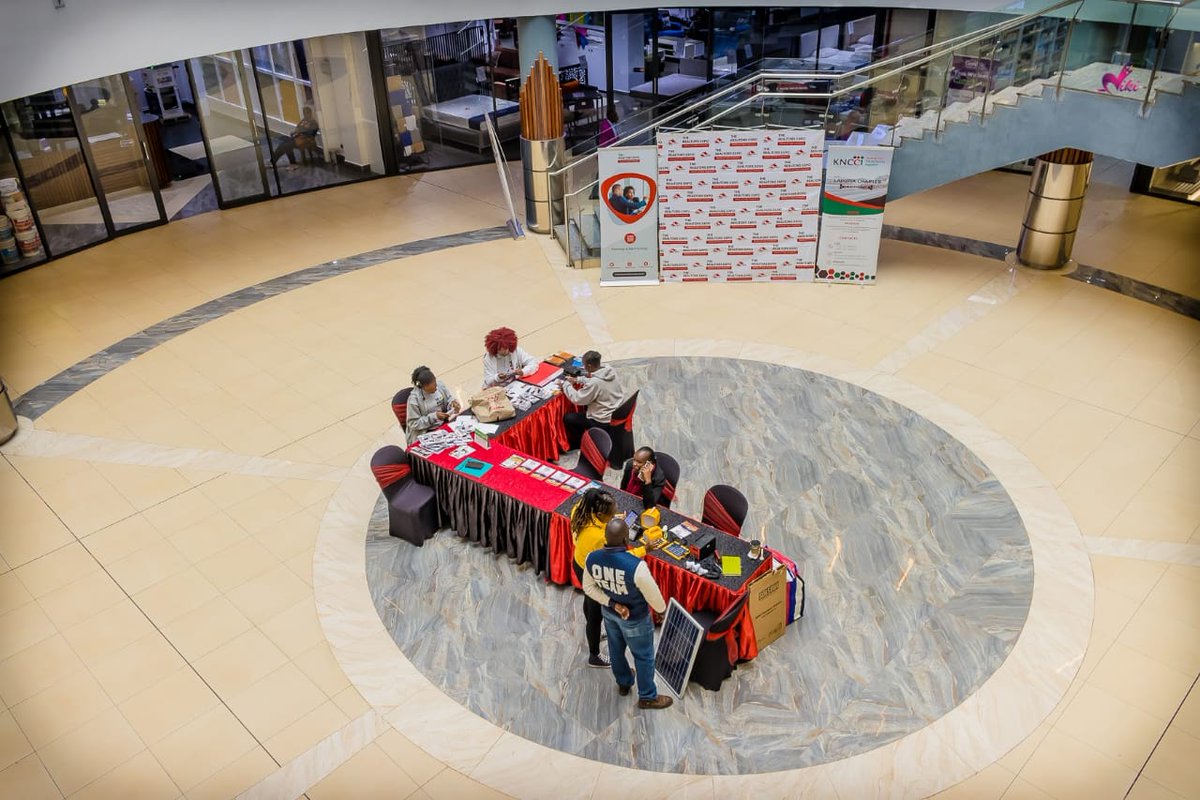 kevolwe_godfrey's tweet photo. Networking at #MeruExpo can open doors to exciting real estate ventures! 🚪
@OptivenLimited
@LaikipiaCountyG
@NyumbaZetu
@Waterlift_
@CFAOMotorsKenya
@Lintons_Beauty
@greenwoodcitym
@TheRealtorsExpo
@AbsaKenya
@FusionCapital_ @Olpajeta
#ExpoAT6
#TRE23 https://t.co/y45uoSB1LM