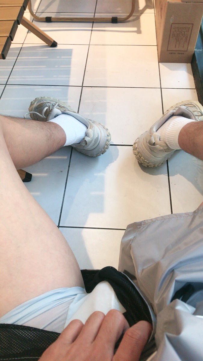 Mrhoubo's tweet photo. 差点以为丢了，啊哈哈哈！找回来了！小嘚瑟一下吧？ https://t.co/KnmJddspwH