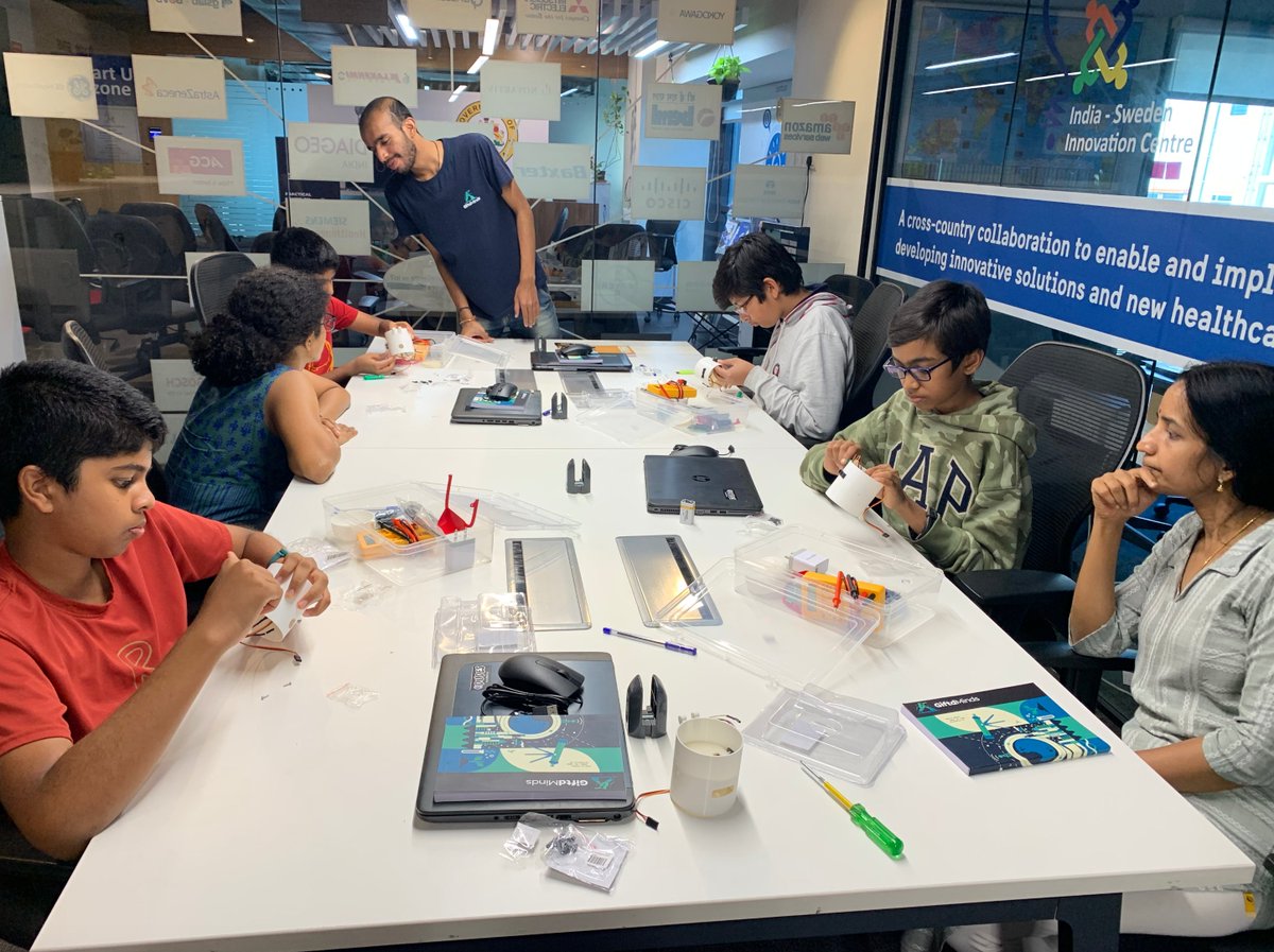 GiftdMinds™ tweet media