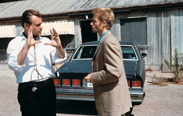 MilanBarsopia's tweet photo. Christopher Nolan was born on this day in 1970.

Today he has such power that he can walk into a studio with an idea and walk out with a 200 m budget. But there was a time he struggled to find a distributor for his film.

This is the story of Nolan’s struggle. A thread. 🧵/1 https://t.co/446XNDJLmM