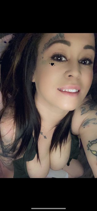 Get my Lifetime Snapchat membership! Headed to FL in the morning, posting sexy naughty stuff ! Don&rsquo;t