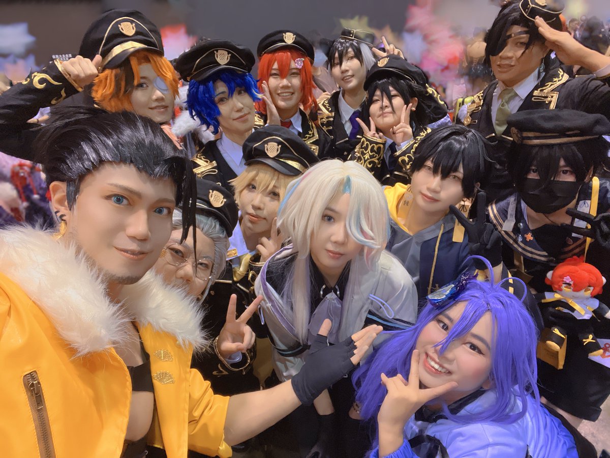 I met JP senpais!!! Otsu-Stars!!!
#ホロスターズ #holostars #holostarsen #JosuijiArt #cosplay #コスプレ