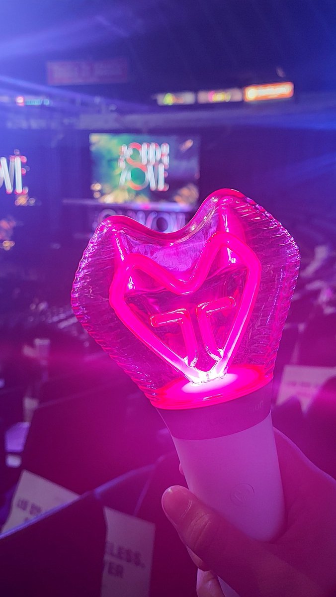 minsunshine__'s tweet photo. heeeere https://t.co/ns7wXklewd