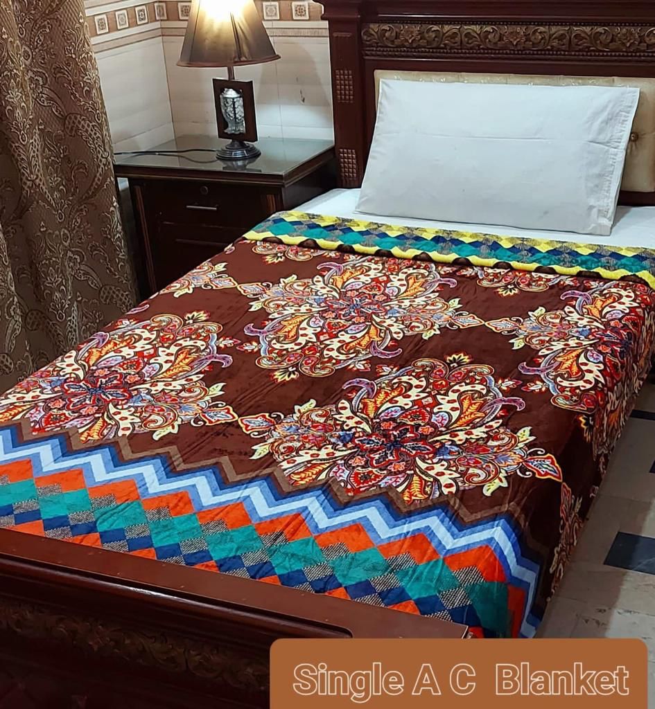 mianbedding_com's tweet photo. Single Bed AC Blanket
Fabric:Soft flees
Elegant &amp; Beautiful Designing.
Single Bed Size
*Color Guaranted*
Easy Washable
Price:1200
Delivery charges 150 https://t.co/88b0gyUiub