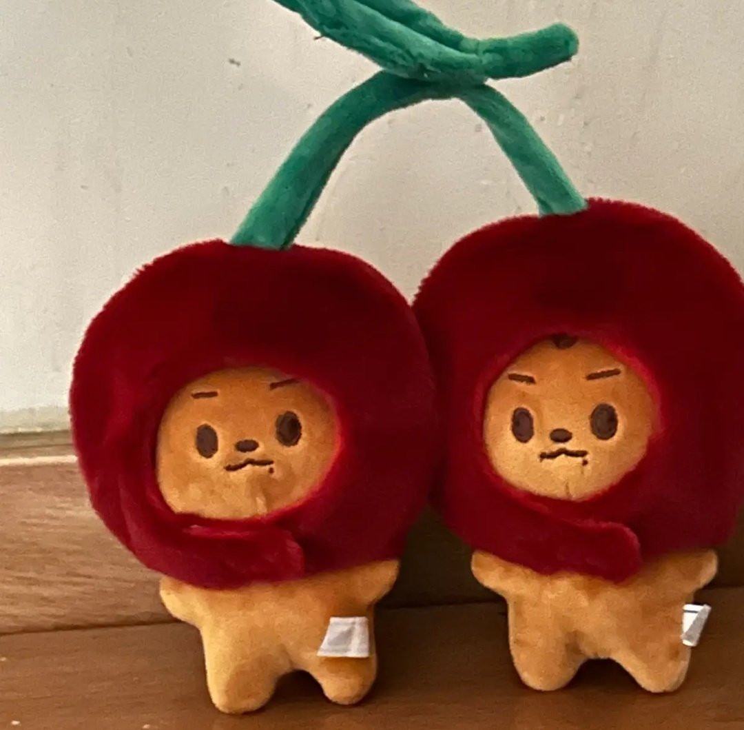 nooroonggo's tweet photo. #누룽_체리모자
🥨~23.08.04
🥨모자,10cm
🥨RT추첨 1분께 보내드려요!
🥨폼 제출 전 반드시 개인정보 확인해주세요
🥨무료폼 https://t.co/BBibXwZQlj
🥨페이폼 https://t.co/6SL5OdairQ https://t.co/nmuM7m9tyo