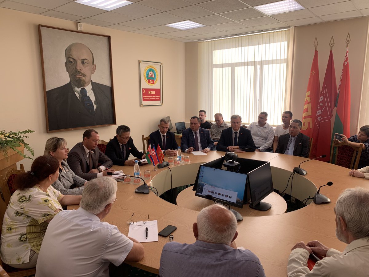 n_volovich_by's tweet photo. 🇧🇾🇰🇵 26 июля принял участие в торжественном собрании, посвященное 70-летию Победы корейского народа в великой Отечественной освободительной войне 1950-1953 г.г., которое прошло в Центральном Комитете Коммунистической партии Беларуси.
#DPRK #Belarus #comparty https://t.co/ESKwuHrlMZ