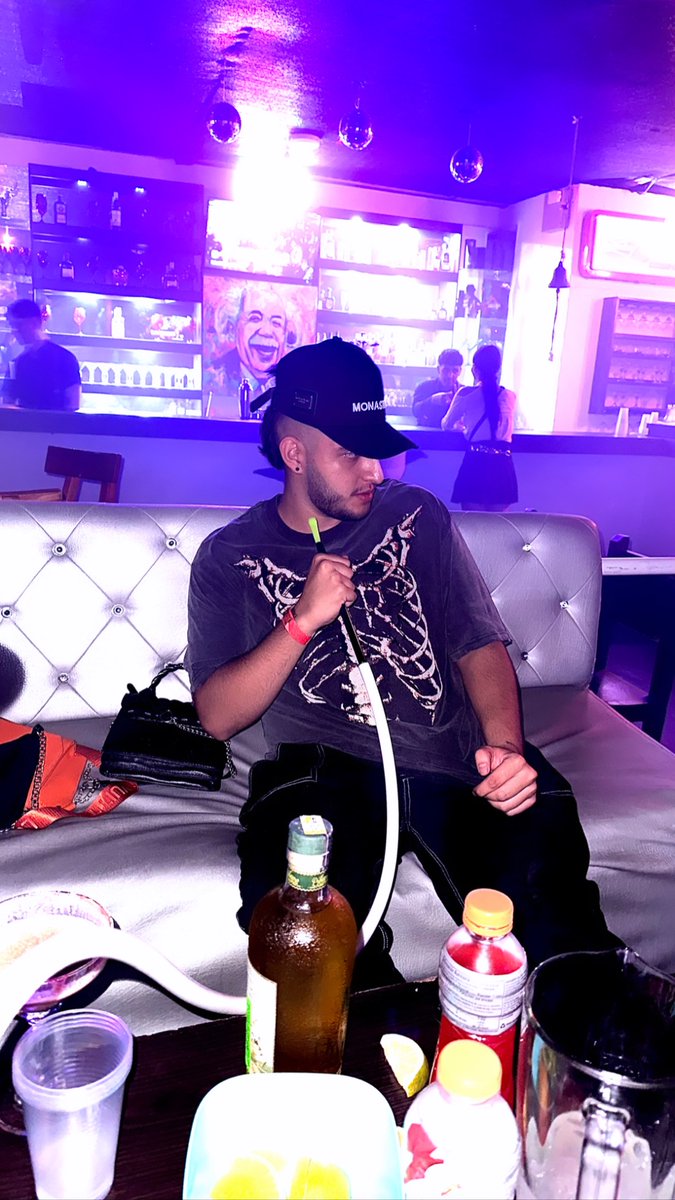 InthepanicrooM's tweet photo. 3:19 in da club G https://t.co/etA1hysTRT