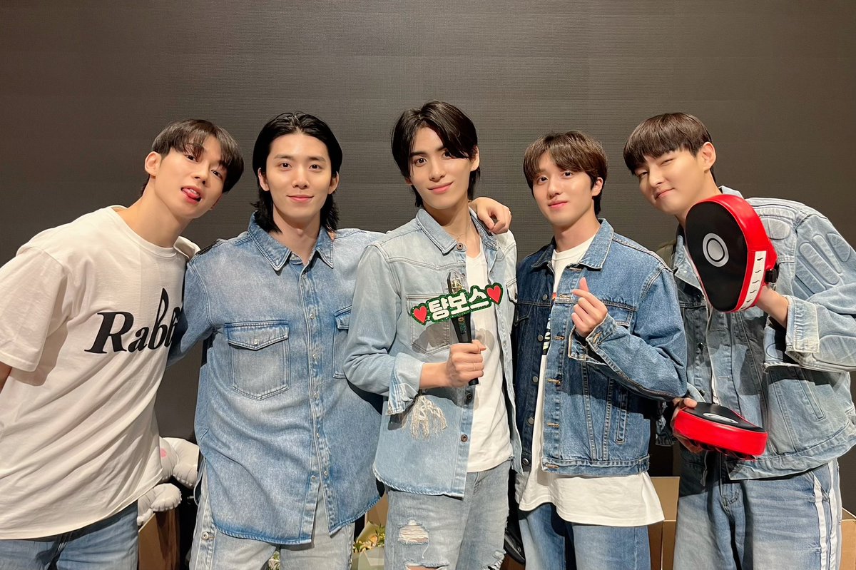 [📸] 2023.07.30 SF9 4th PHOTO BOOK [INSTINCTIVE] FAN SIGN EVENT

#SF9 #에스에프나인 #INSTINCTIVE