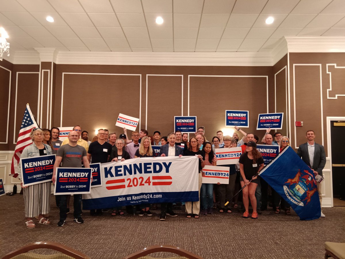 TannersDad's tweet photo. Get louder for #Bobby #iBackBobby Tweet your reason for supporting Robert F Kennedy Jr for POTUS. #GetLouder for #RFK #Kennedy24 #HealTheDivide “I support #RFKjr because He has been there to actively support my family (Autism) and clean/protect our waterways #RiverKeepers” - TW https://t.co/F9D9QGZlIy