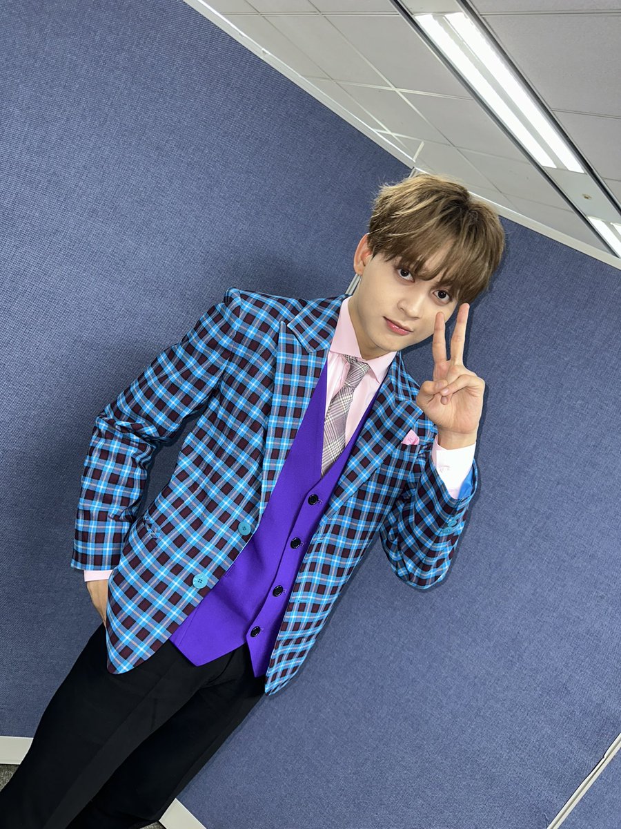 HORI7ONofficial's tweet photo. #HORI7ON_LOOK👀

📍DATE : 2023. 07. 30
📍STAGE : Inkigayo

#HORI7ON #호라이즌 #SIX7EEN https://t.co/csv9Pm4UCR