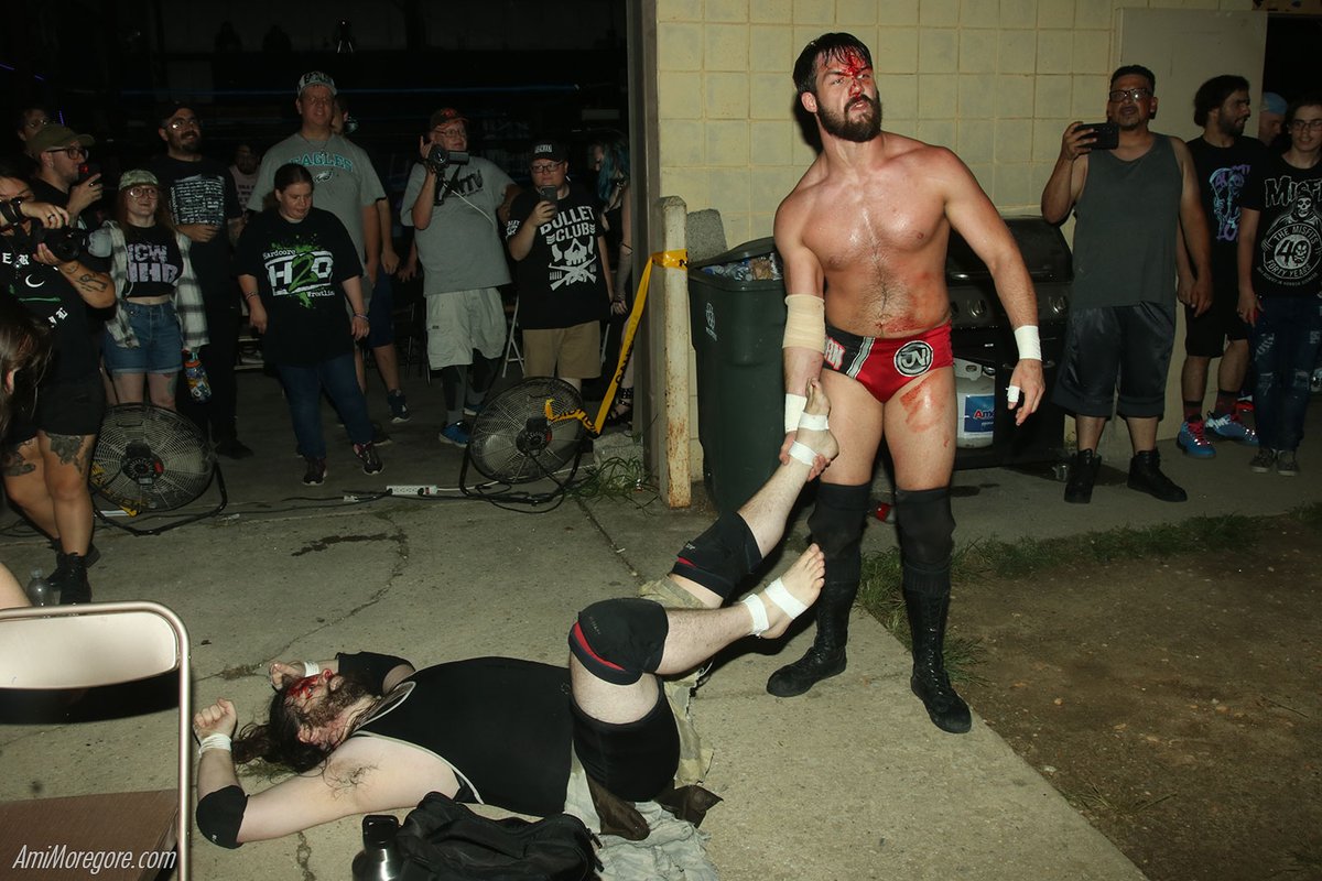 happypeep's tweet photo. Jaden Newman finally meets Chondo 1 on 1
And Jimmy Lloyd challenged Hybrid champion Big Kennedi Copeland #H2OShowdown @H2OWRESTLING https://t.co/KHp2d0owuO