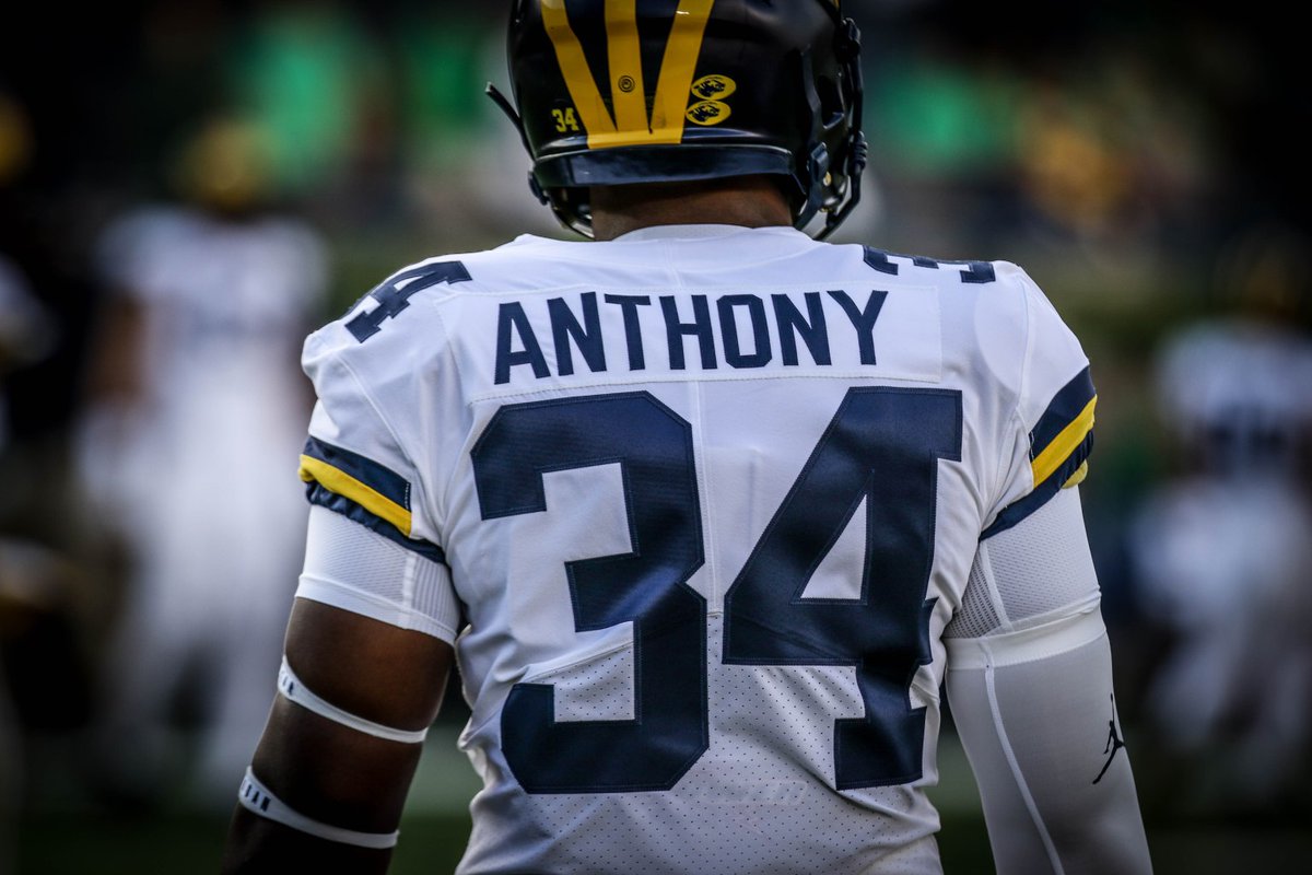 RealGoBlueU's tweet photo. Only 34 Days Until Michigan Football Is Back! 〽️ #JordanAnthony #GoBlue https://t.co/iviHCtLofY