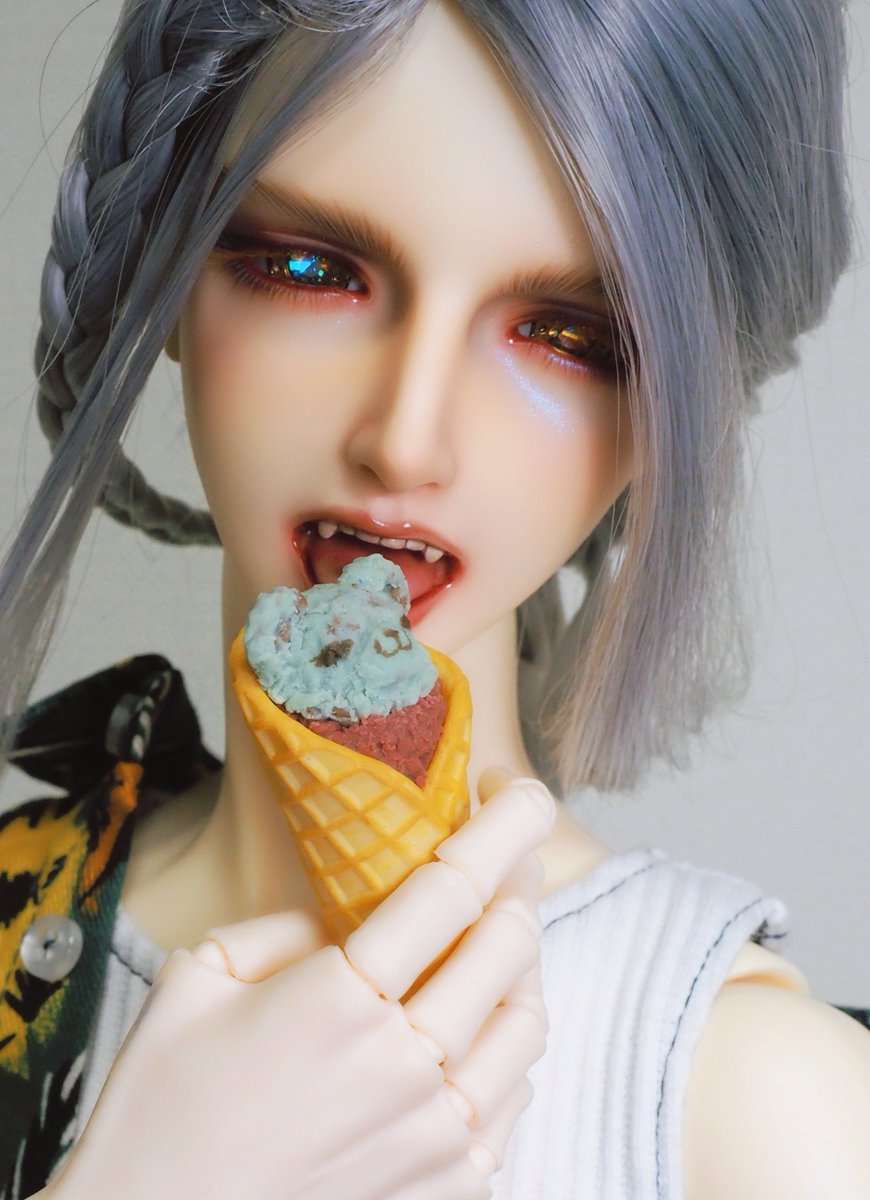 aosasa0707's tweet image. 毎日暑いですね☀
クマの2段アイスクリームは翔.kakeru(@kakeru_3k)さん🐻💕
#iosdoll