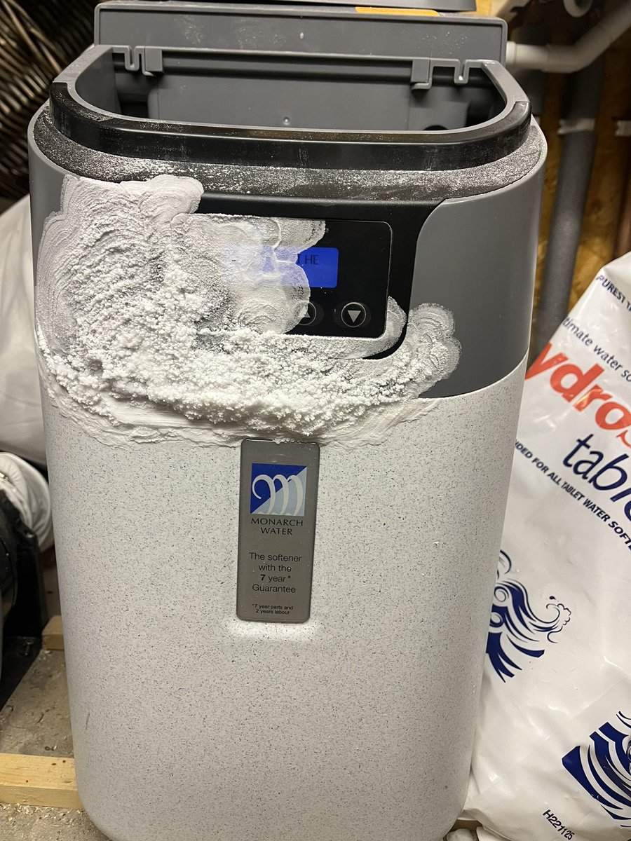 Louis_1104's tweet photo. @MONARCHWATER  I have gone to top up the salt on my water softener this morning and have come across this. Any ideas? https://t.co/uTrDYDIMXR