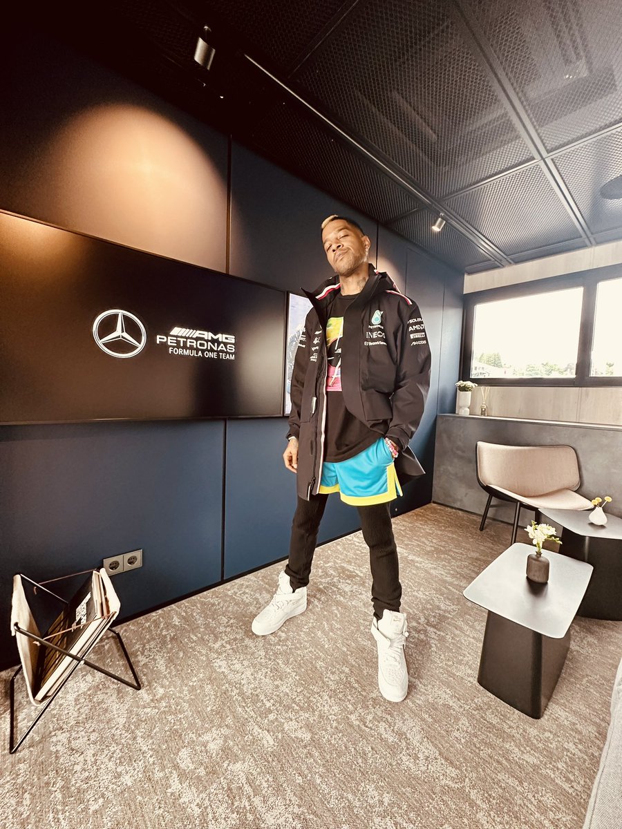 KiDCuDi's tweet photo. Pulled up to support my boy @LewisHamilton since I was in town.  @F1 @MercedesAMGF1 first race Ive ever been too, thanx to Mercedes for holding it down 🙏🏾💕👽🚀 https://t.co/n5X3CvjwUP