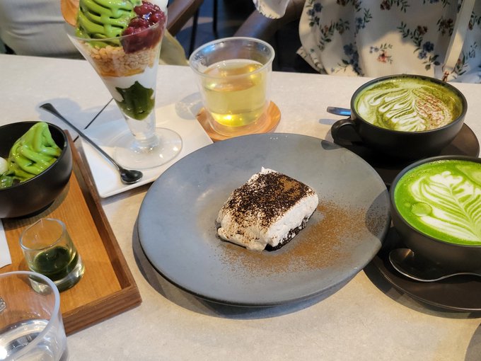 「緑茶 皿」のTwitter画像/イラスト(新着)