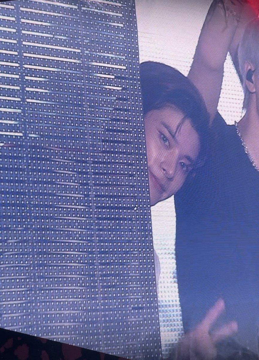 jaeyundoII's tweet photo. jake peeking cutely on day 1 and day 2 of fate world tour in seoul 🥹 https://t.co/2QMsZCFroR