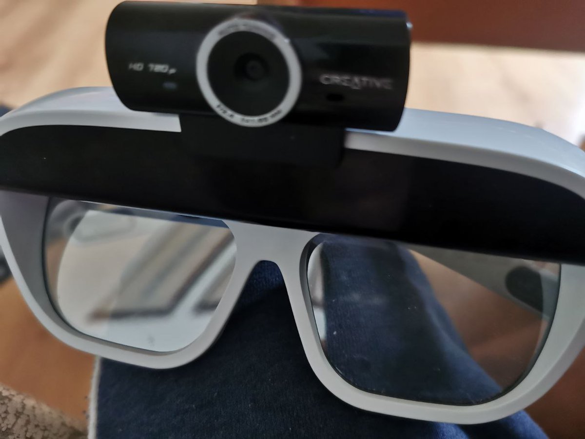 Despo100's tweet photo. @tiltfive My xr setup :) I'm trying to use the first or second glasses for a dynamic stream without Mixcast https://t.co/UvqKYrdrEk