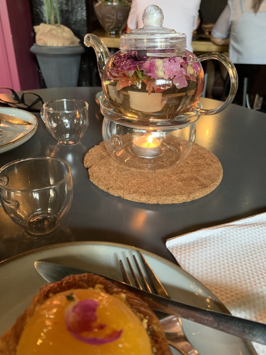 ruruadra's tweet image. When Emily in Georgetown 🫶🏻
#rosetea #weekendgetaway
