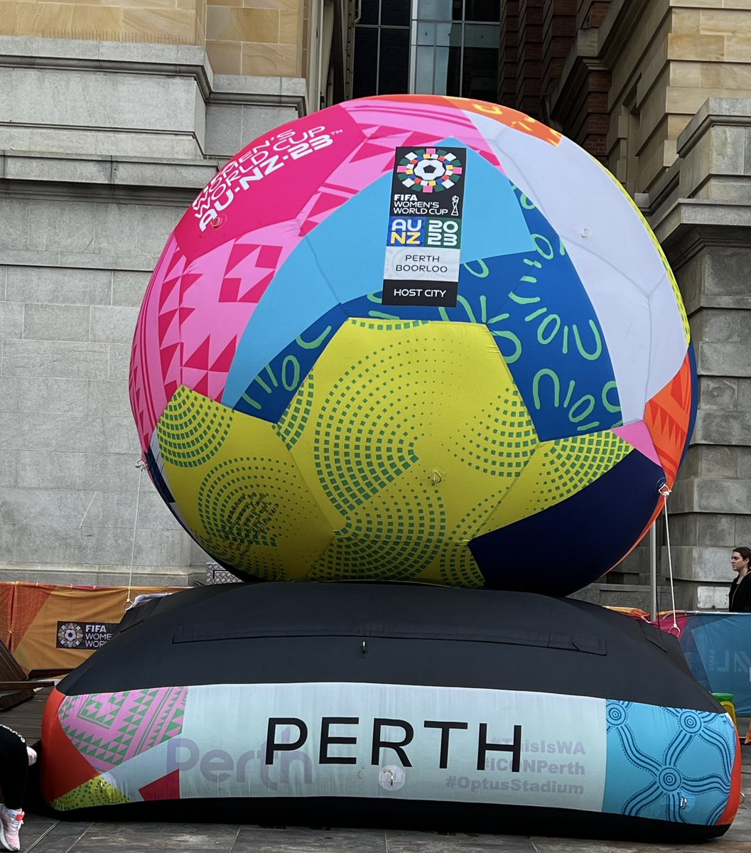 perth tweet media