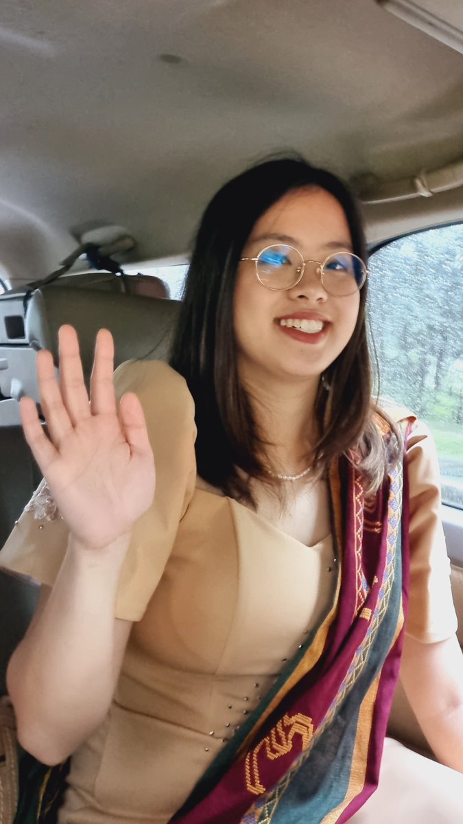 arlyntan's tweet photo. Congratulations to Iska Alexandra Bea  Camille Tan. Soar High ! 
Highlights : 
Oath Taking , Shifting of  Sablay, SInging of UP Naming Mahal  in the Car. 
Hybrid Graduation
Shortest Graduation Rite
Rain and Shine.

UP Industrial Engineering,
Magna CumLaude.
#Sablay2023 
#UP2023 https://t.co/PyjpIckXqE