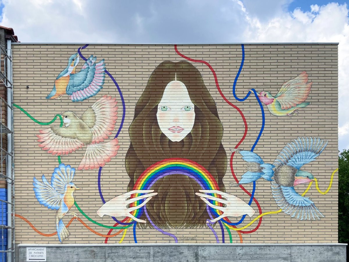 nuriavall_'s tweet photo. . “la nina i l’arc de sant martí” .
. pintura mural .
. +- 8 x 5,6 m .
. 2023 . 

•

. “the doll and the rainbow” .
. wall painting .
. +- 8 x 5,6 m .
. 2023 . https://t.co/F6WLt3Oy3R