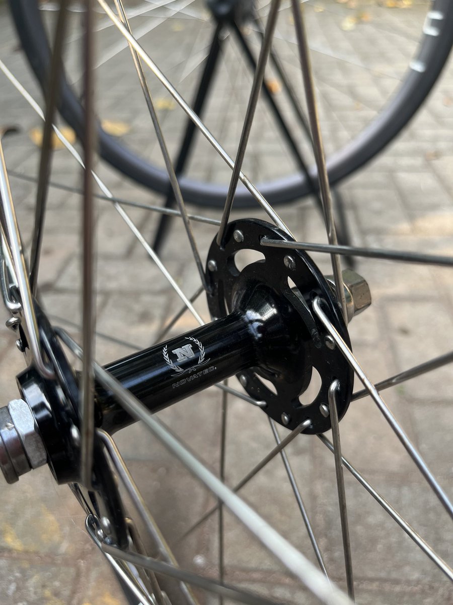 razzaz48's tweet photo. For Sale Wheelset!
Rims The Hydra Gun Metal 32 Hole + Novatec include cog 17t
IDR 3jt (negoin)
.
#fnfjb https://t.co/wrj4rRTSMj