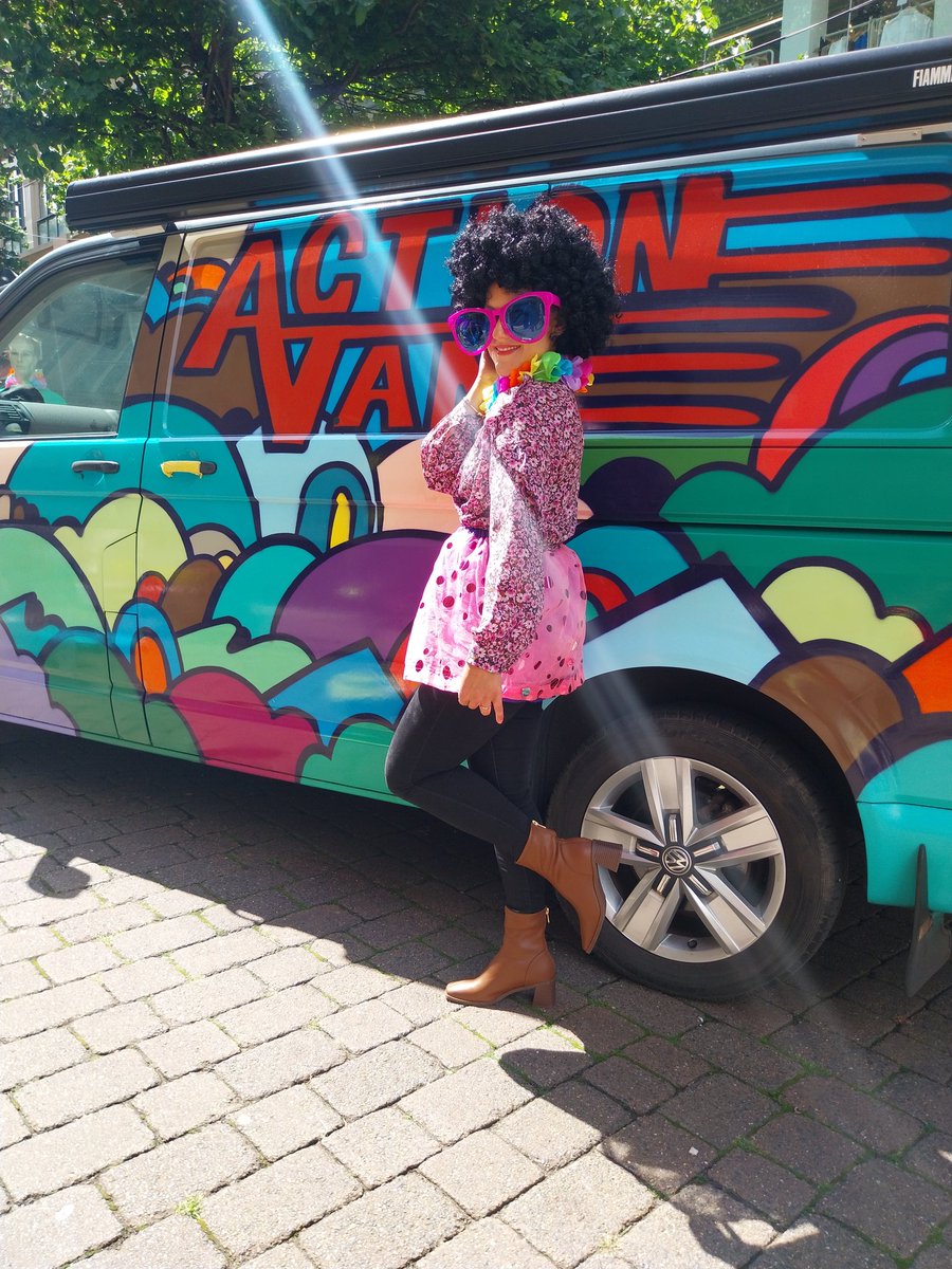 youthelements22's tweet photo. @Yasmine_Dar It was brilliant @ManCityCouncil, Manchester is the best city! Thank you for having us. It was amazing to be part of something so special #ManchesterDay @RuthDenton16 #holidays @parks_great#actionvan https://t.co/Qi0z3tR7Io