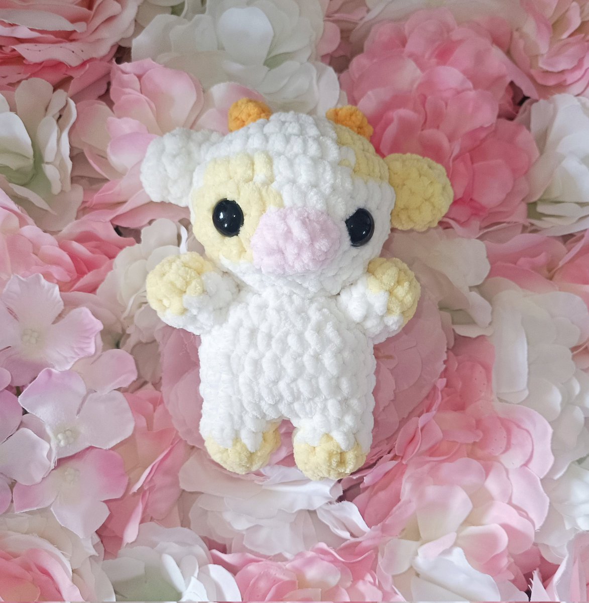 Un petit aperçu des Pocket Cow éligible à la promotion 2 achetées, la 3ème offerte ! ❤️
Il vous suffit de mettre les 3 Pocket Cow souhaités dans le panier et entrer le code POCKETCOW !

Lien de la boutique en commentaires ! ⤵️
