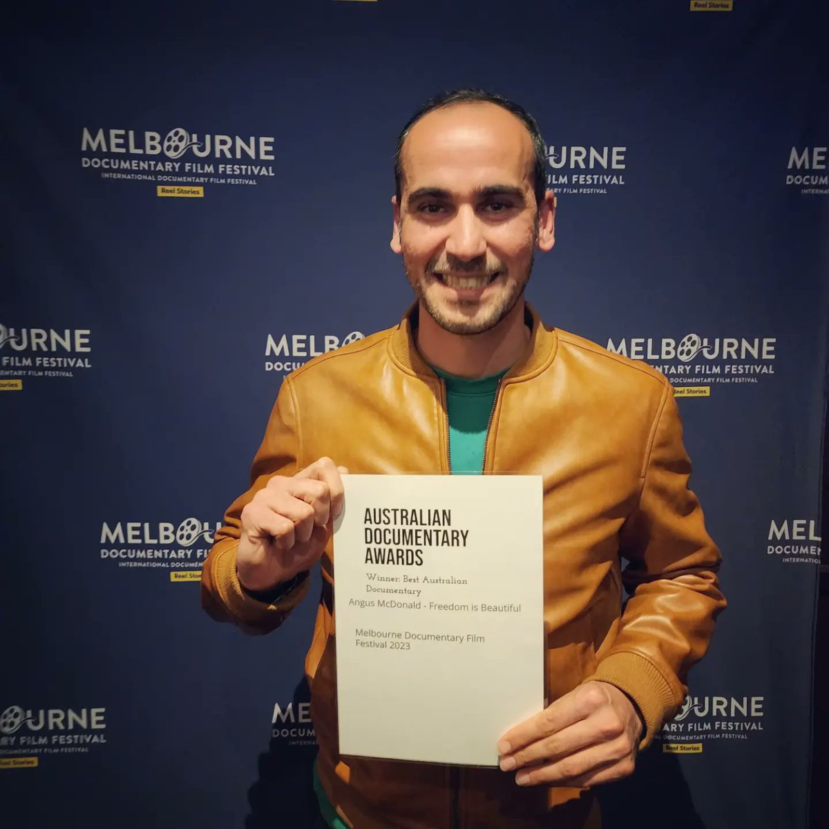 Moz (Mostafa Azimitabar) tweet media