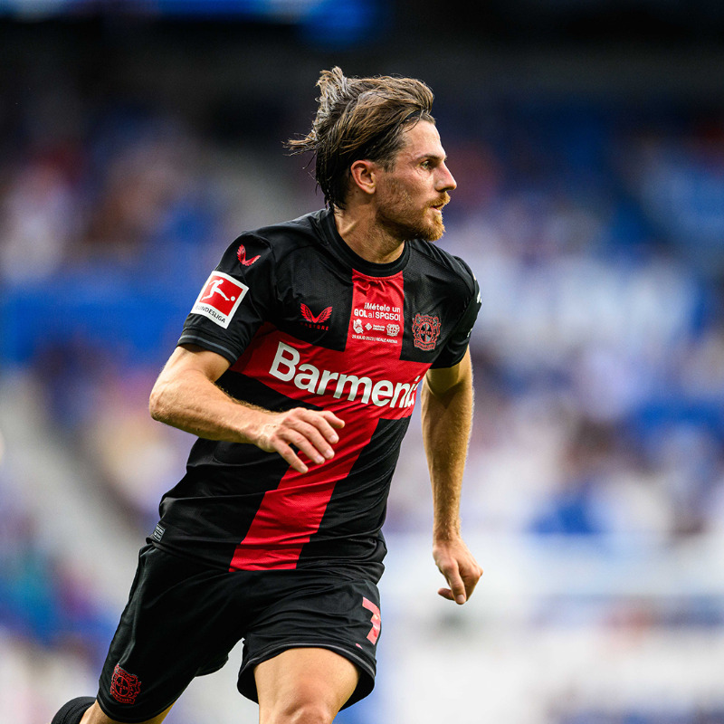 bayer04fussball's tweet photo. 🌧️ Platzregen, Abseitstore und am Ende eine knappe Niederlage - das Testspiel bei @realsociedad hatte einige sehenswerte Szenen. Schaut euch die besten auf #Werkself-TV an! 📺
🔙 #RSCB04 | #Bayer04