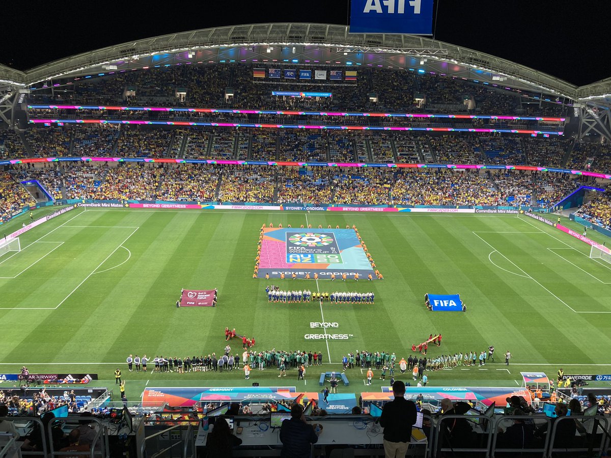 Mit Lena Oberdorf und Chantal Hagel als Rauch-Ersatz starten die DFB-Frauen in ihr zweites WM-Spiel. 
Sieg = Achtelfinale. Kolumbien-Fans auf jeden Fall schon Extraklasse.💥💥
 #FIFAWWC <a href="/SID_Sportnews/">SID</a>