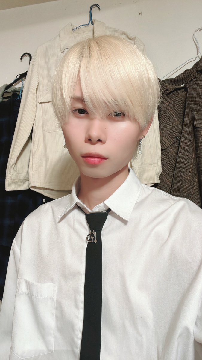 angelisproject_'s tweet photo. ミナミです！
いよいよ明日は締日です🔥

花火にも負けないシャンパンの音色を響かせましょう🍾✨🍾✨
幕張の花火大会は2万発だからANGELは2倍の4万発かな？？🤔

盛り上がっていきましょう！！！

https://t.co/vSxVSptkVm
#ホストル求人 https://t.co/o3Ubze7Nce