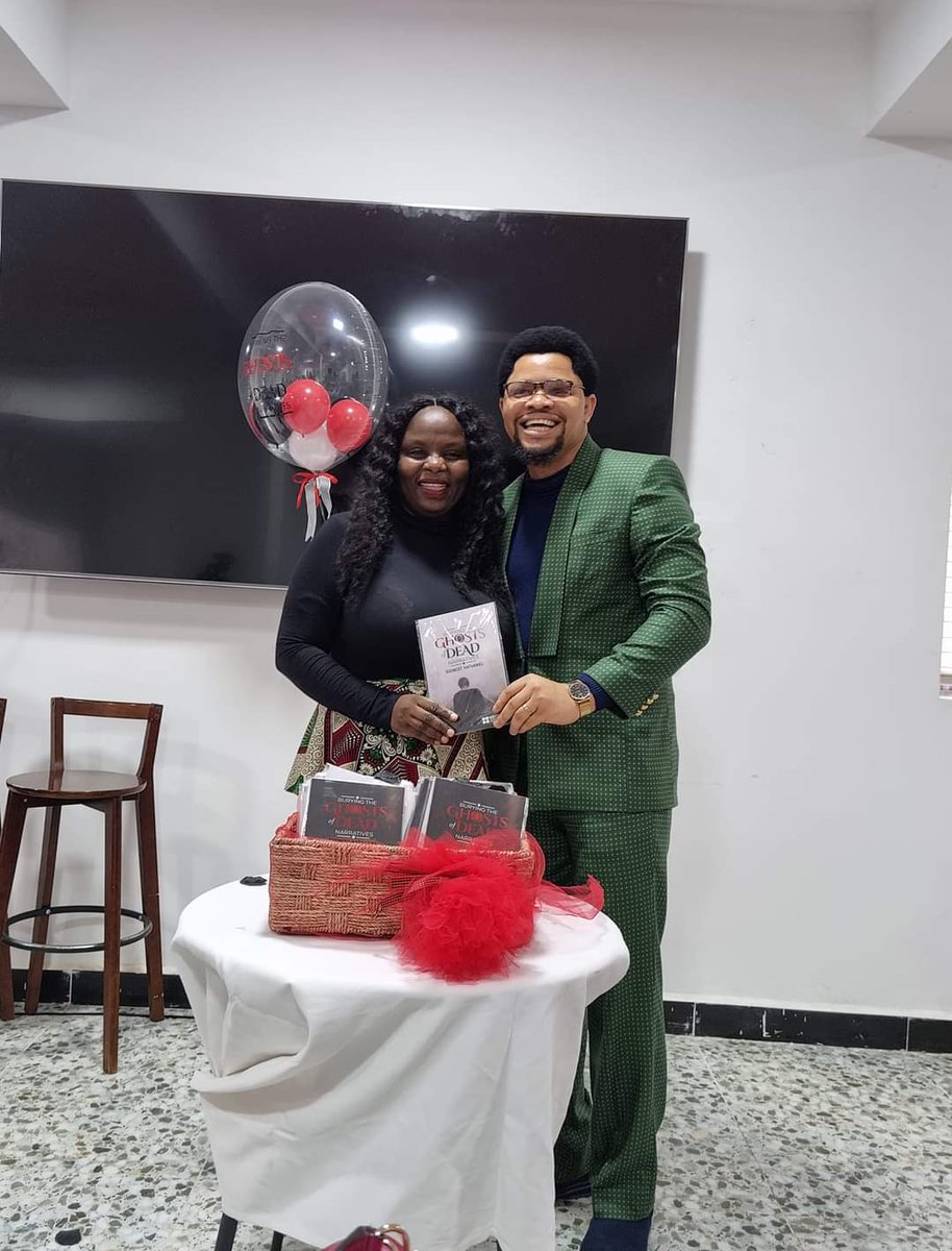 SoonestN's tweet photo. The first step towards success is to celebrate others exceedingly, you cannot learn nor attract that which you have not desired and celebrated.

Have a blessed Sunday. 

#ProjectOnePoet #ExchangeOurWorld
#Project1Poet #TheThoughtFox #thoughtfox #SIN #NewNarrativesAC #poetry https://t.co/4lQqlgMyLM