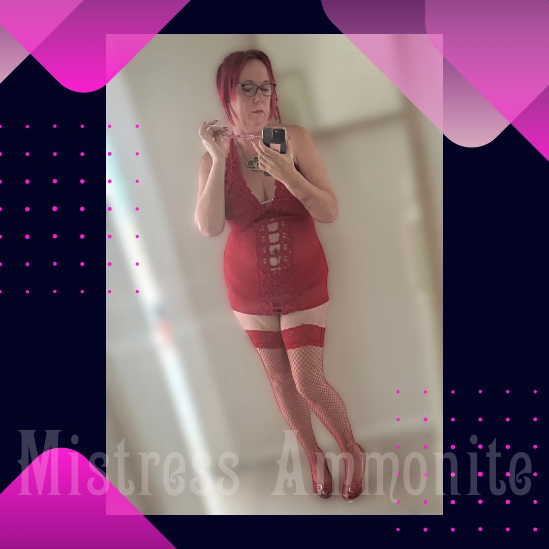 Ms_Ammonite's tweet photo. I’m calling today Simping Sunday. 🥂🛍️💷 Because? Why not?! 😝🥂 Send via Wishtender. 💗🌸 https://t.co/gWIIyoRTOP https://t.co/SLcpSd3IRx
