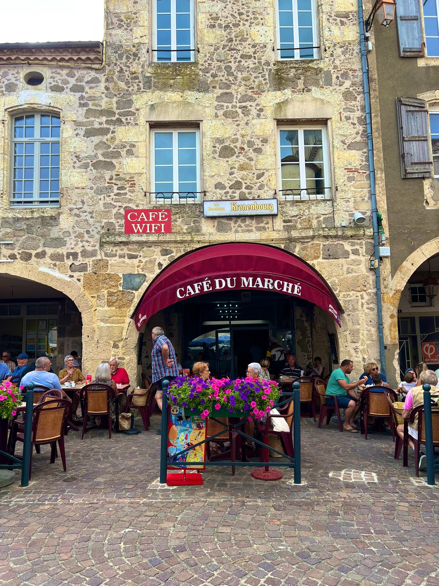 beuzec's tweet photo. Jour de marché #Gers #Mezin https://t.co/i31Xx8rXI1