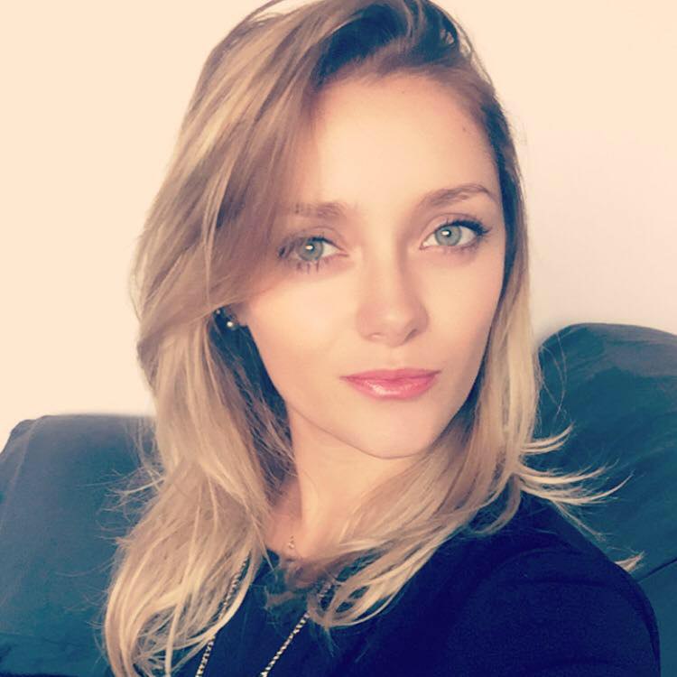 Rencontreceli's tweet photo. Anaïs > https://t.co/JwZIhoGa7F https://t.co/7ca3Wqu6Gz