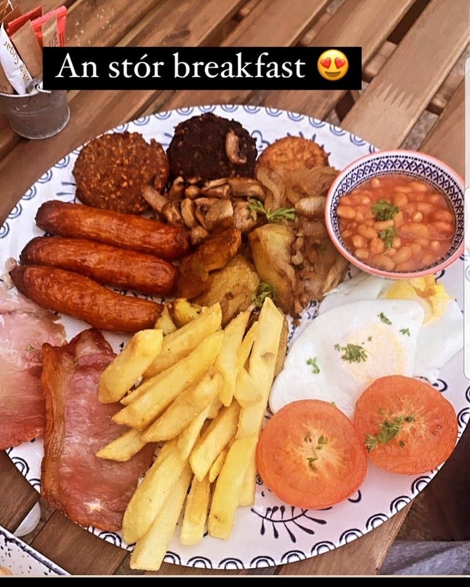 Easy like Sunday morning...
#SundayMorning #biaagusblathainna #foodandflowers