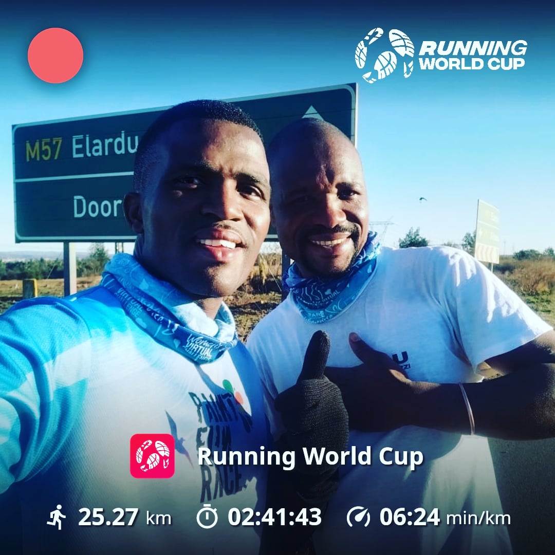 DeciousMolekoa's tweet photo. Sunday Rent Paid ๐โโ๏ธ๐โโ๏ธ๐ฅ๐ฅ #TheRunningWorldCupClashesโ @Luv2404 Happy Sunday my lovely Friends ๐๐ #IPaintedMyRun @PaintFunRace #HomeOfRunning @TotalsportsSA #RunningWithTumiSole #FetchYourBody2023 #TrapnLos #2023challenge #RunningTime #Kaleratoleo โคโคโค https://t.co/N9MBUjM1Ro