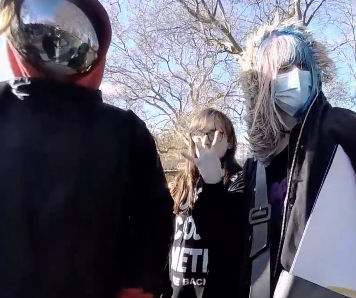 Were you at Speakers’ Corner on 02/04/23 when these protesters turned up? Did anyone witness an altercation between the person with mirror mask filming a male member of the #LetWomenSpeak audience? This has gone to court and we are looking for evidence: pics/vids/memories. Thanks