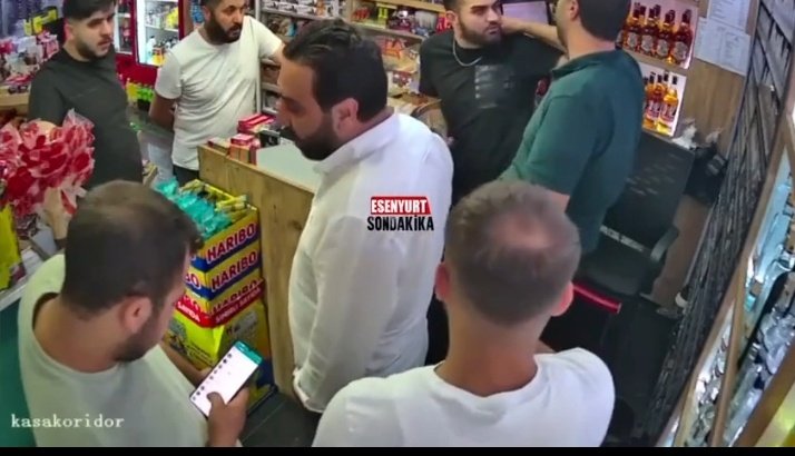 İdam gelsin mi ?

#esenyurt  #tekel #mafya #pazar 
Tarık Özerbay 👈👈