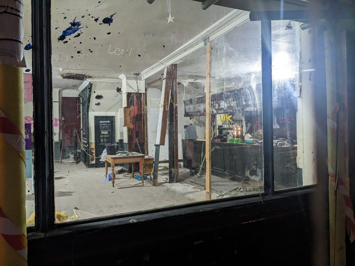 NLondonCAMRA's tweet image. Pics from last weekend. Looks like works have begun on the Constitution pub, Camden! #pubs #pubsreopening #Camden