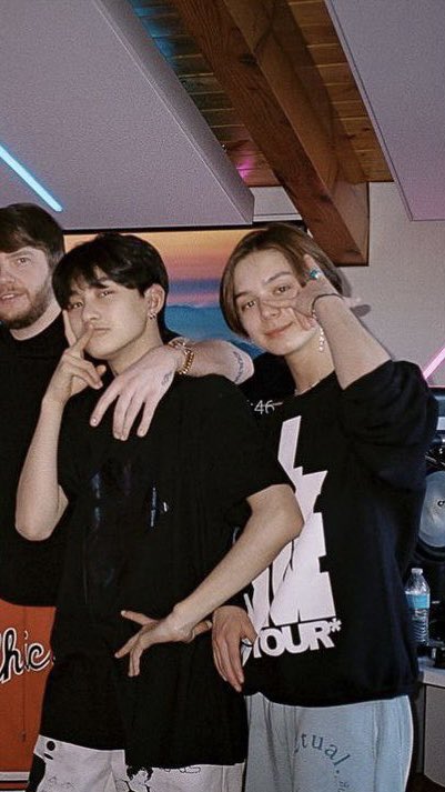 JUST_IN_JAY's tweet photo. jj james &amp; jihoon debut in one group 🤞🏻 https://t.co/ud1cs7W8VH