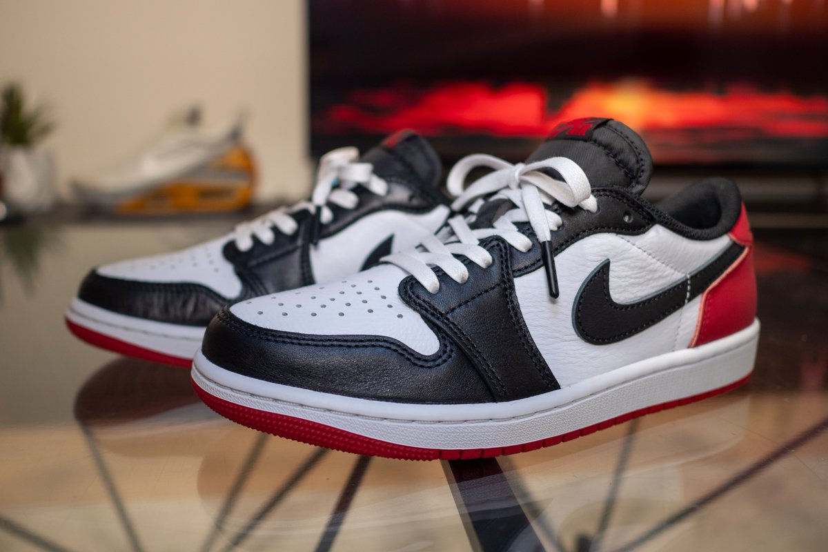 grigioalloy's tweet photo. - TODAY'S KICKS -

「Nike Air Jordan 1 Retro Low OG "Black Toe"」

ブームの終焉のお陰か、はたまた小売価格の上昇の影響か、今回もありがたい事にSNKRSで買えました。

めでたし。

SKU : CZ0790-106

#NIKE #AIRJORDAN #AIRJORDAN1 #AIRJORDAN1LOW #AJ1 #AJ1LOW #UNCTOE #BLACKTOE #SNKRS https://t.co/b9WfKU5jvP