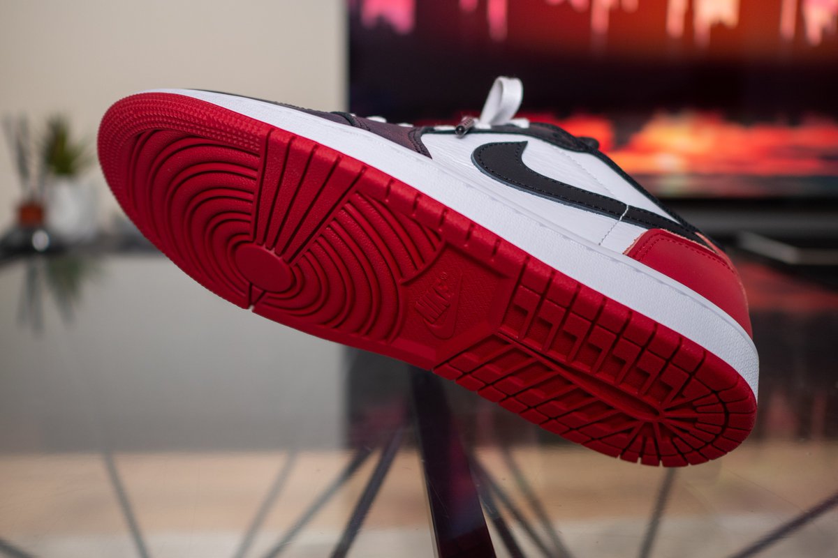 grigioalloy's tweet photo. - TODAY'S KICKS -

「Nike Air Jordan 1 Retro Low OG "Black Toe"」

ブームの終焉のお陰か、はたまた小売価格の上昇の影響か、今回もありがたい事にSNKRSで買えました。

めでたし。

SKU : CZ0790-106

#NIKE #AIRJORDAN #AIRJORDAN1 #AIRJORDAN1LOW #AJ1 #AJ1LOW #UNCTOE #BLACKTOE #SNKRS https://t.co/b9WfKU5jvP