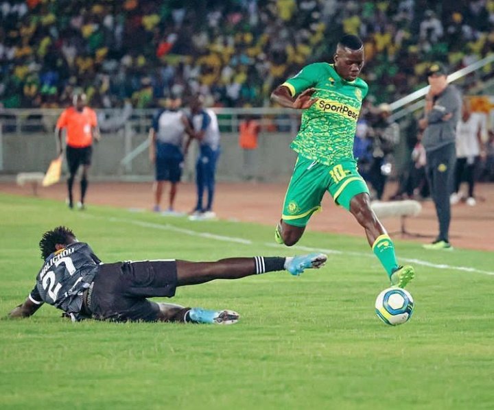 JacobMalima4's tweet photo. Tofaut ya Mashabiki wa Yanga na Simba, Mashabiki wa Yanga wanatamba kwamba timu zilizoshindan na Yanga zijiandae kisaikolojia kwa watakachokutana nacho msimu huu, mashabiki wa Simba wanaitambia Yanga pekee kwamba wakikutana utafikir msimu mzima wanacheza na Yanga pekee.
Let's go. https://t.co/kPxR3oLt9M