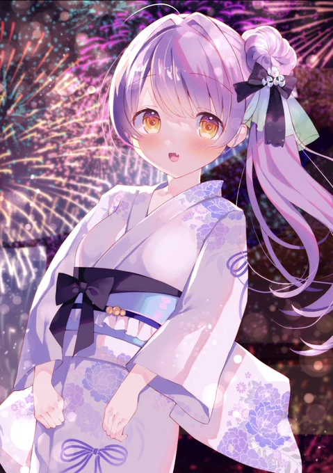 花火綺麗だね!一緒に観れて嬉しいな… 