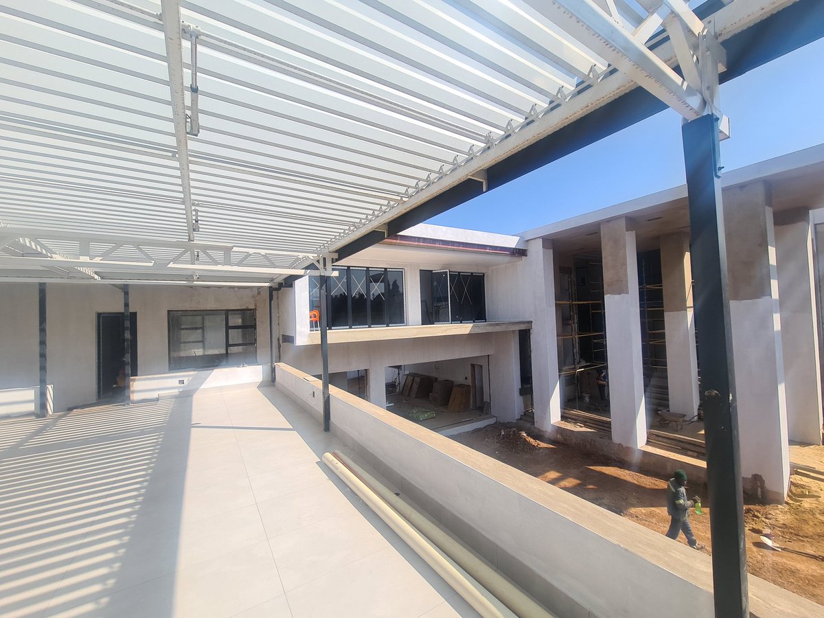 CharmaxGroup's tweet photo. @EFFSouthAfrica @CharmaxGroup we specialize on manufacturing and installing aluminium windows ,doors and shopfront ,you contact us on 0729234363 https://t.co/gvtKCsbjsA